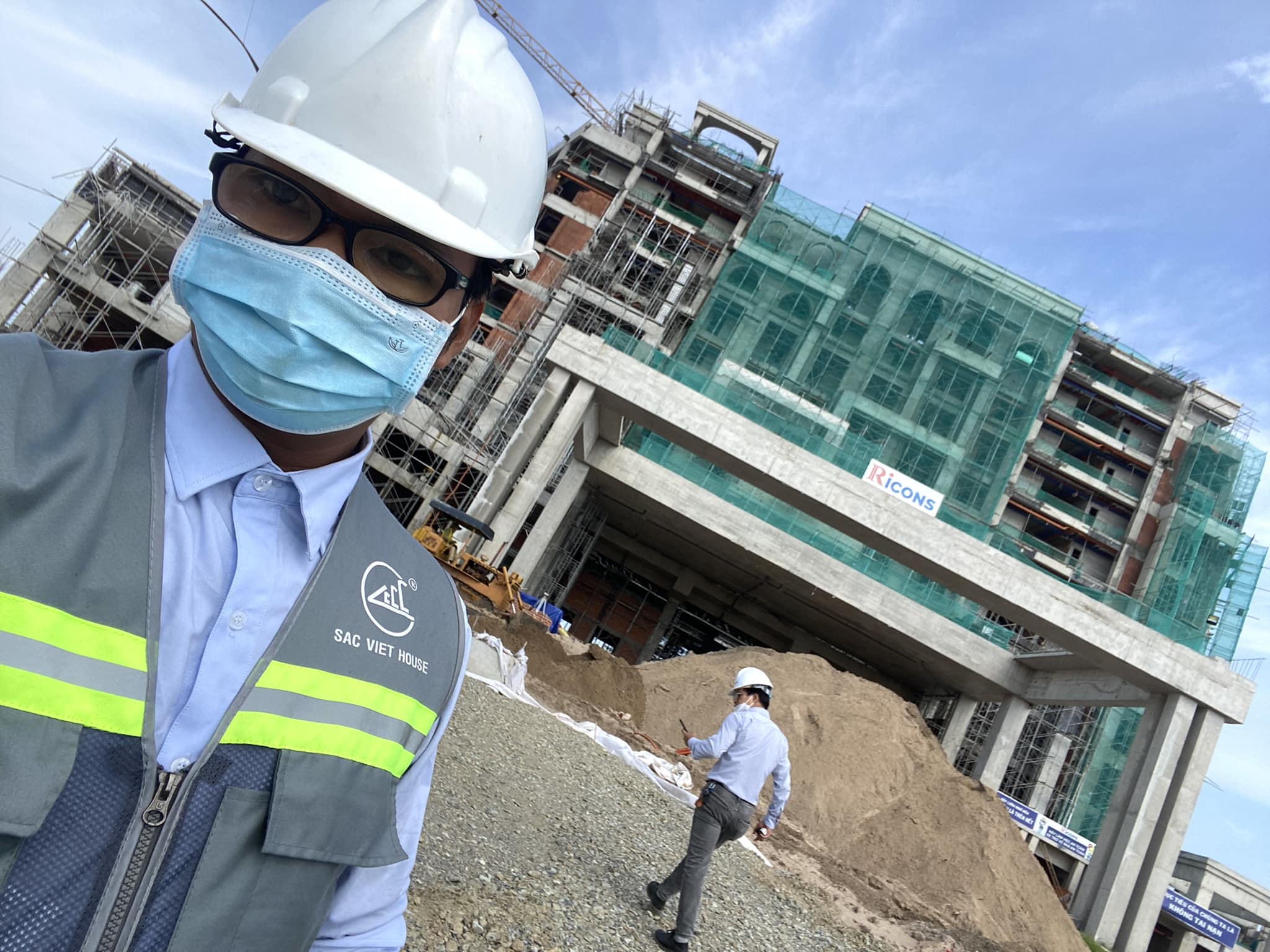 Sắc Việt House thi công Sơn Khách sạn 5 Sao Quốc tế  Hồ Tràm liên hệ 0705.79.00.68